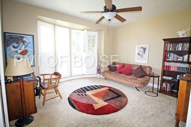 Building Photo - LUXURY HOME IN SOUTHFORK SUBDIVISION