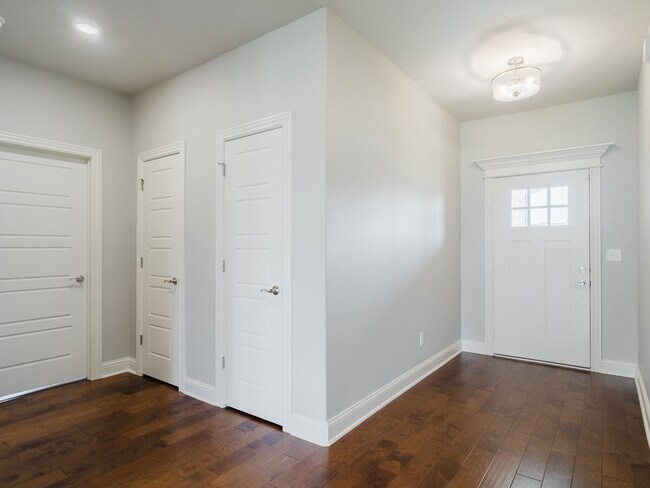Foto del edificio - 940 W Ashmore Landing Loop