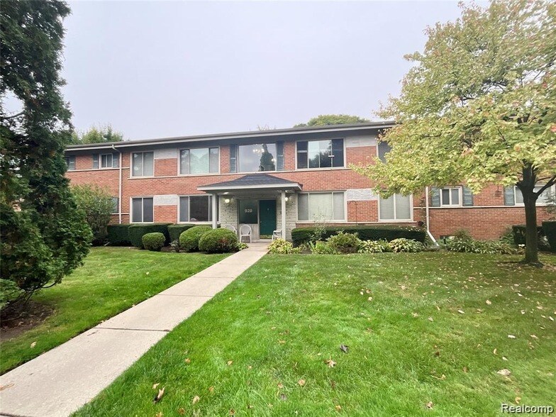 Foto principal - 928 N Adams Rd