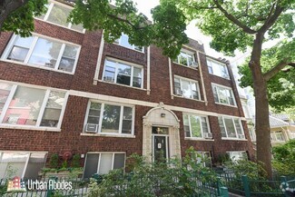 Building Photo - 3161 N Pine Grove Ave