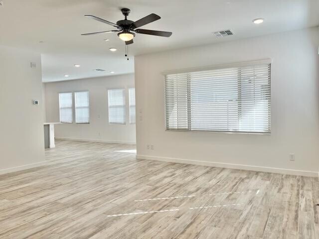Foto del edificio - 9227 E Smith Ave