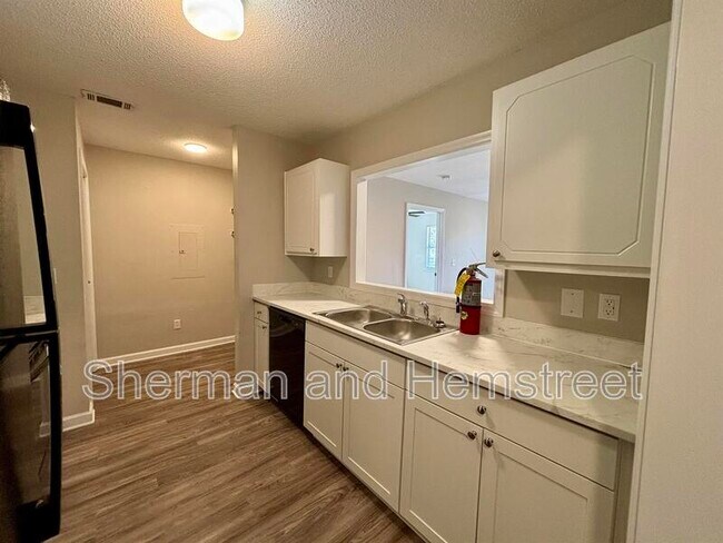 Foto del edificio - 500 Commons Dr