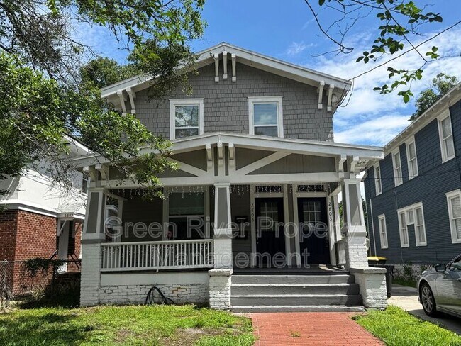 Foto del edificio - 2803 College St