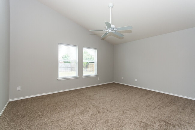 Building Photo - 1413 Gordon Dr