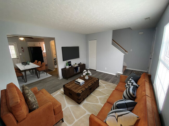 Building Photo - 309 Prairie Dr