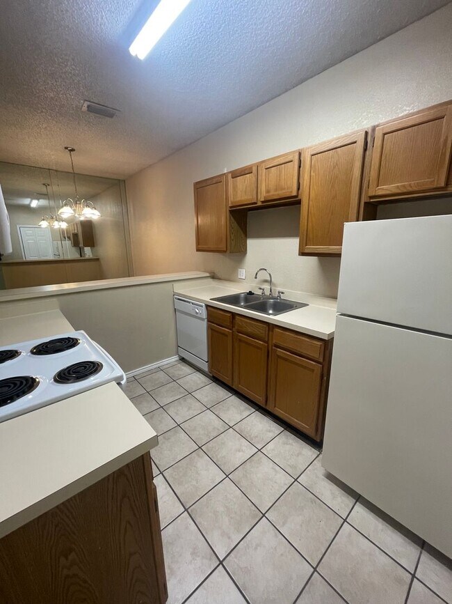 Foto del edificio - Beautiful Timber Ridge Condos near Jan Jen...