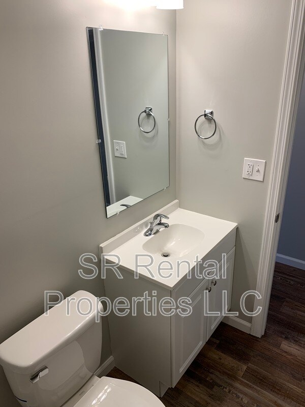 Foto principal - 223 Maxwell St