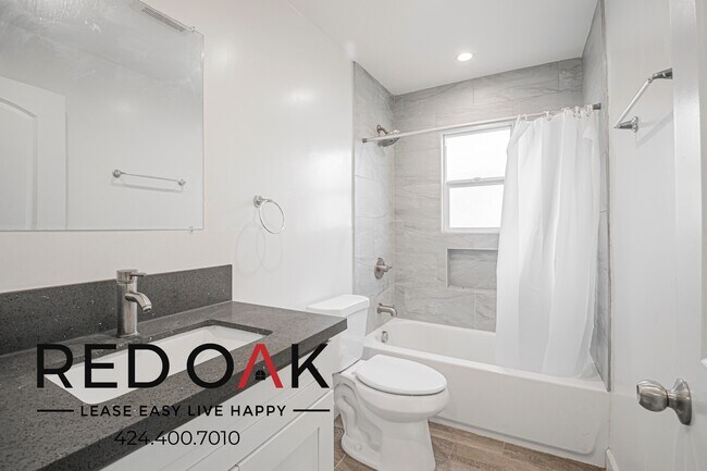 Foto del edificio - 923 W 75th St