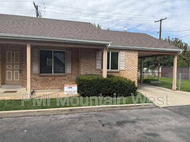 Building Photo - 142 N 200 W