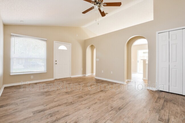 Building Photo - 362 Placid Lake Dr