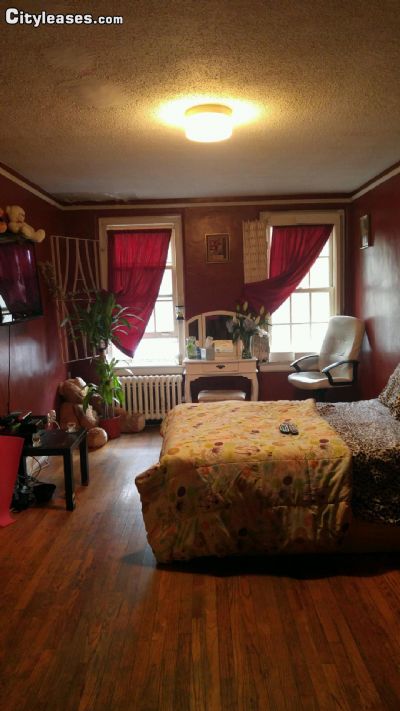 Fotografía del edificio - 2 W 3rd St