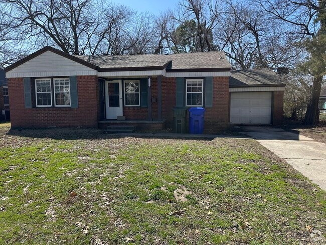Building Photo - 1122 E Louisiana St