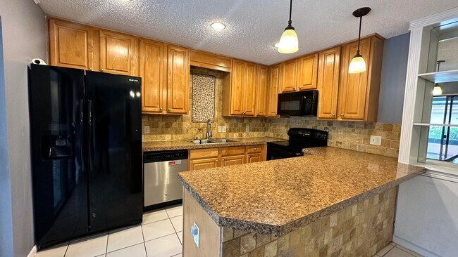 Building Photo - 4181 Turnberry Cir