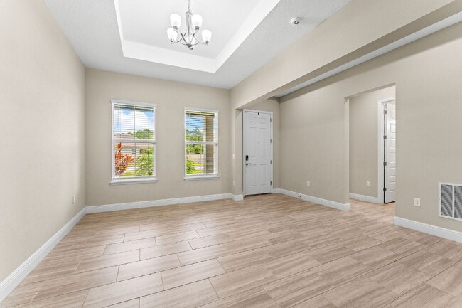 Building Photo - Spacious 4-Bedroom Home with 3 Full Baths ...