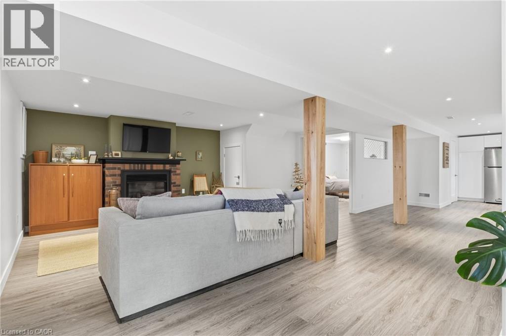 Photo principale - 2112 Amesbury Crescent