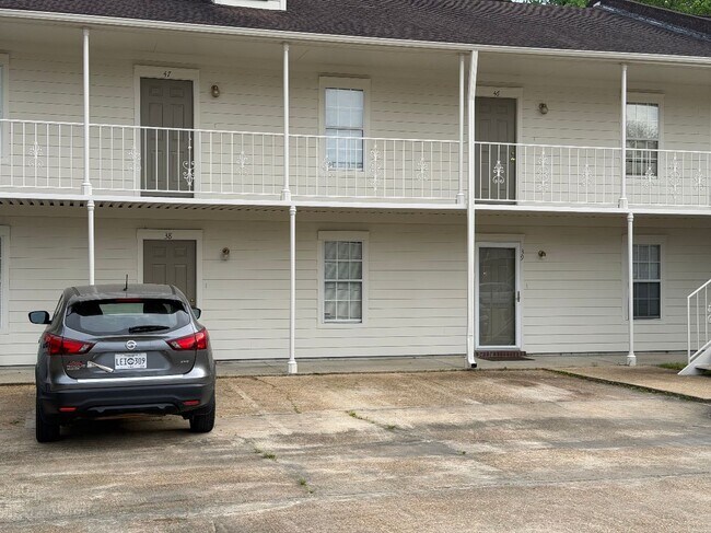 Foto del edificio - Oakwood Village Apartments