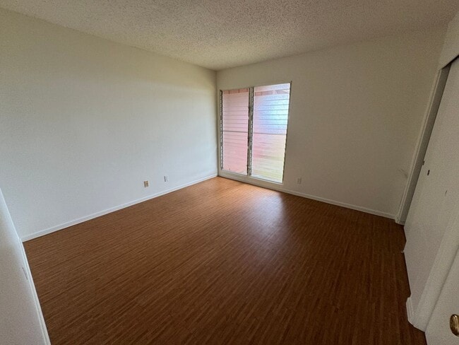 Building Photo - 1226/1228 Palekaiko St