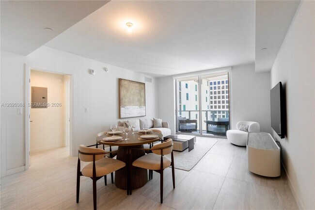 Foto del edificio - 77 SE 5th St