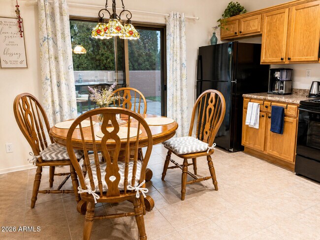 Building Photo - 39820 N Mill Creek Ct