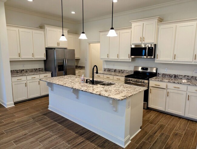 Foto del edificio - Gorgeous Home, Great location!!!