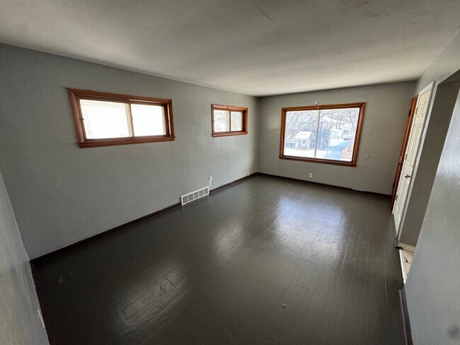 Foto del edificio - 5827 N 65th St