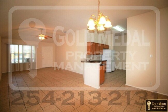 Foto del edificio - 4109 Elms Run Cir