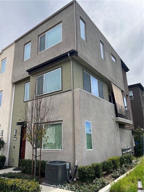 Building Photo - 18451 W Montage Ln