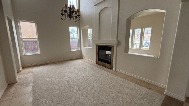 Foto del edificio - Large lovely home with amazing views!
