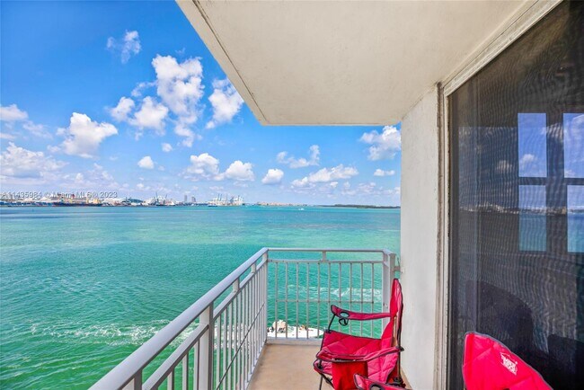 Foto del edificio - 770 Claughton Island Dr