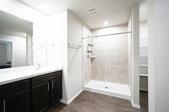 Foto del edificio - 5630 Havenwood Creek Ct