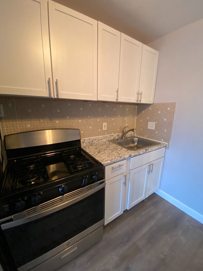 Foto del edificio - 814-D Schirmer