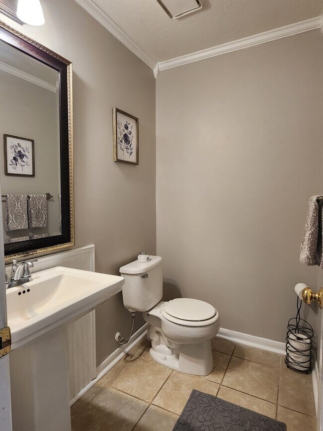 Foto del edificio - 4 Bedroom Single Family Home in Humble