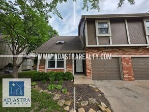 Building Photo - 11807 Caenen St