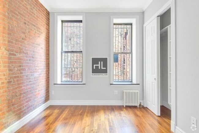 Building Photo - NO FEE Two Bed in Greenwich Village! Won't...