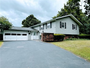 Building Photo - 262 Jamestown Terrace