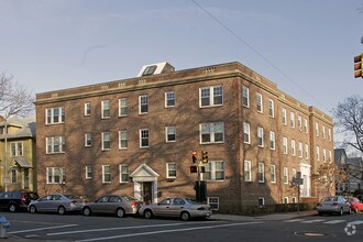 Building Photo - 303 Harvard St