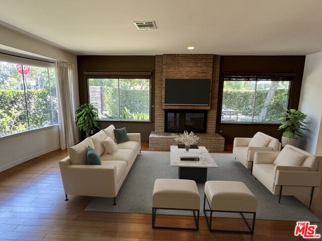 Foto del edificio - 5029 Westpark Dr