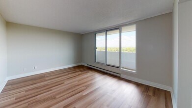 Interior Photo - Forest Ridge