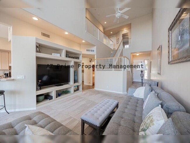 Building Photo - 1326 W Coral Reef Dr