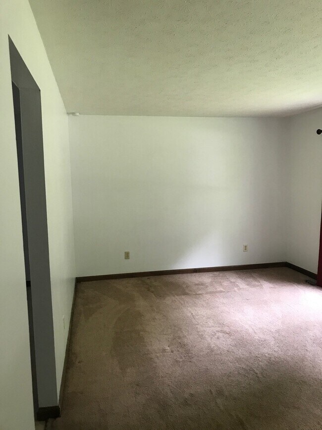 Foto del edificio - 123 Kingswood Dr