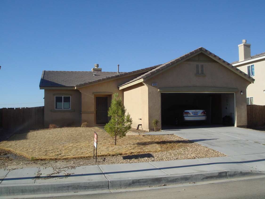 Primary Photo - 10560 Inyo Ct