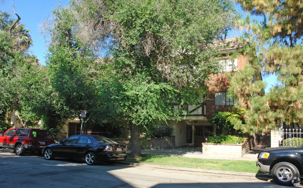 Building Photo - 4451 Vista Del Monte Ave