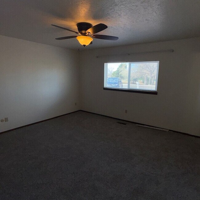 Foto del edificio - COMING SOON!