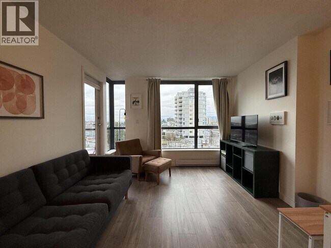 Building Photo - 3438 Vanness Ave