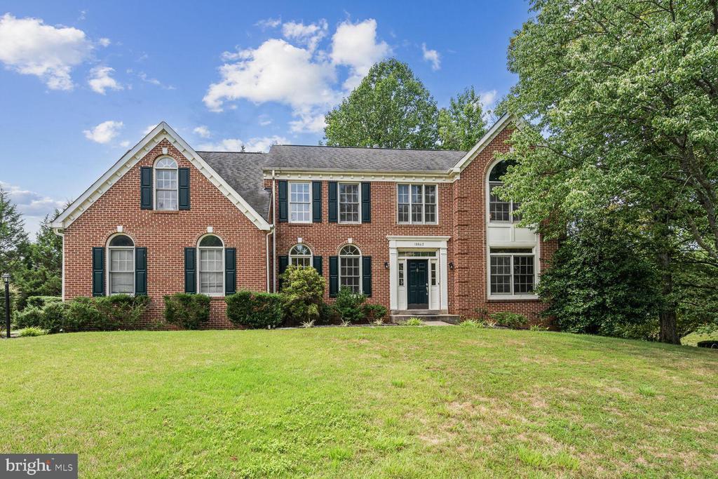Foto principal - 18862 Crossroads Ct
