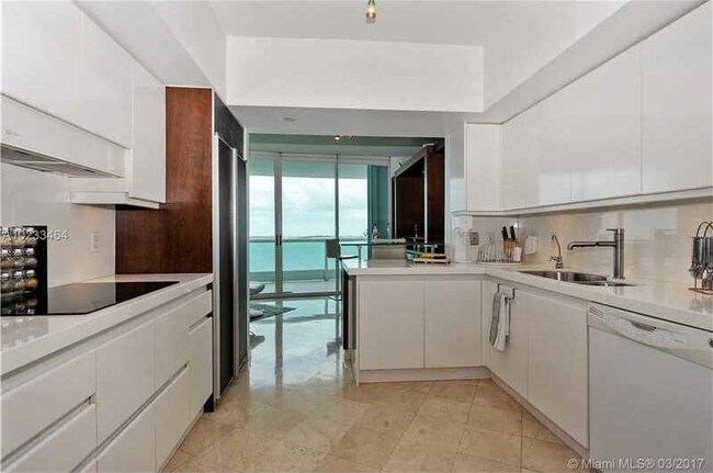 Foto del edificio - 2127 Brickell Ave