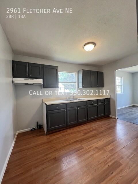 Building Photo - Bungalow style 2 bedroom home for rent - C...