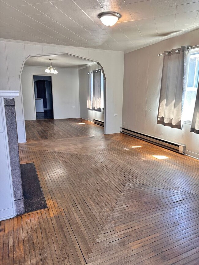 Foto del edificio - 1308 N Cook St
