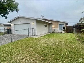 Building Photo - 18623 Bellorita St