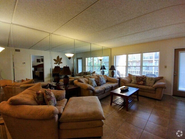 Building Photo - 2401 Gulf Blvd